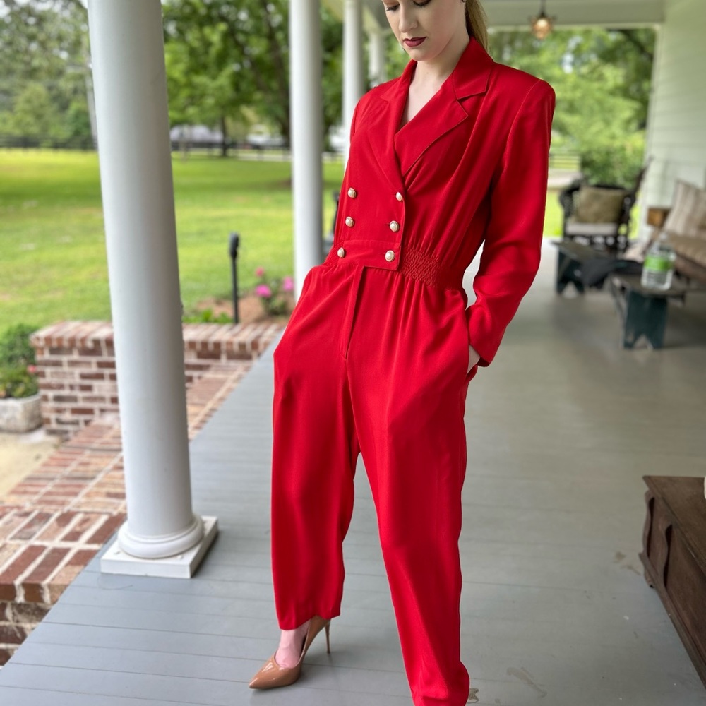 Vintage 1980s Ms. Chaus Red Jumpsuit w/ Pockets Size 6/8